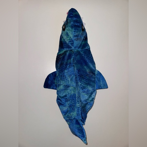 Petco Bootique Shark Hooded Pet Halloween Costume XL (Fits Medium Sized Dog) - Picture 2 of 7